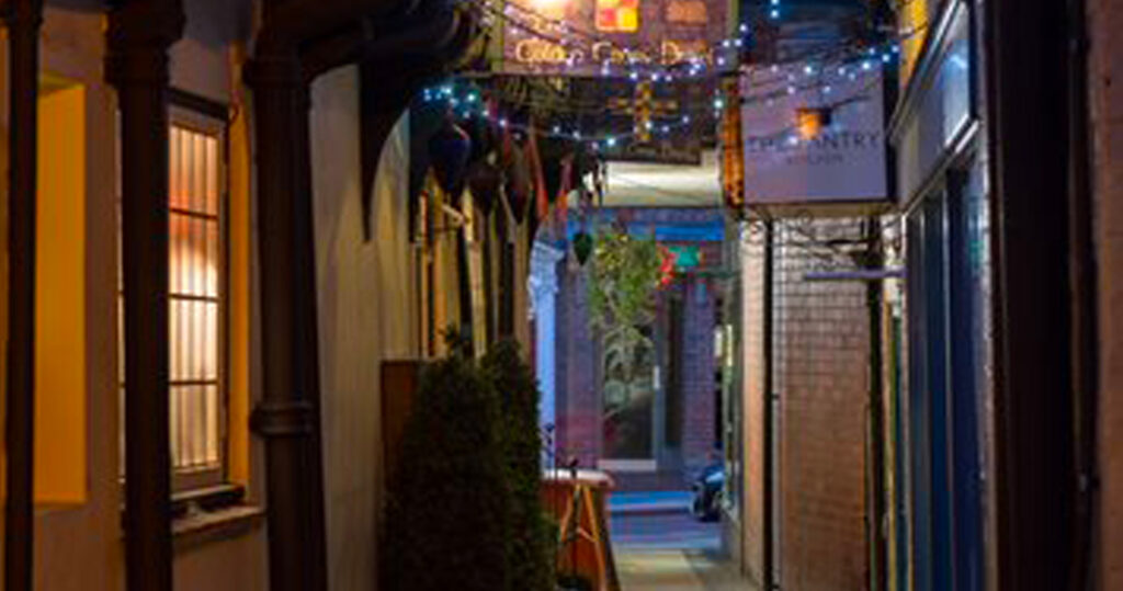 Shuts & Passages - Guided Walking Tour
